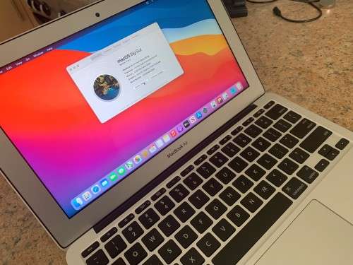 Macbook Air 11-inch - Preowned - Grade A