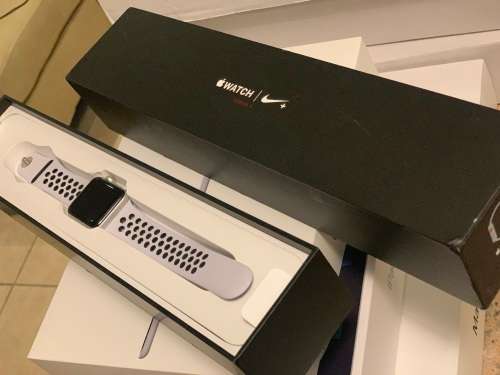 Apple Watch Series 3 38mm GPS Nike Sport Edition - Silver - Certified Preowned - Grade A