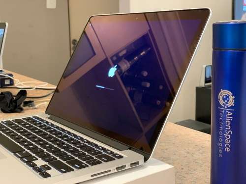 Macbook Pro - Intel Core i5 - 8GB RAM - 128GB SSD - Retina - Preowned - Grade A ~ FREE Shipping