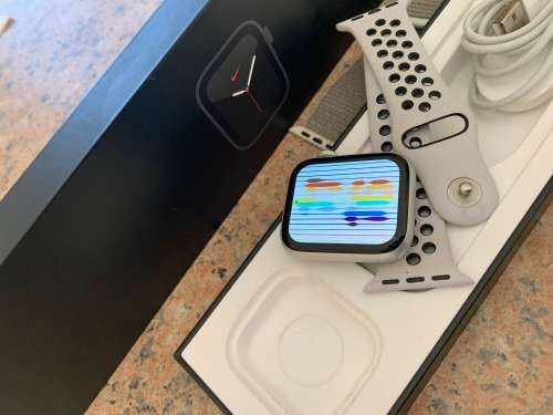 Apple Watch Series 4 44mm GPS - Silver - Certified Preowned - Grade A ~ Like New ~FREE Shipping