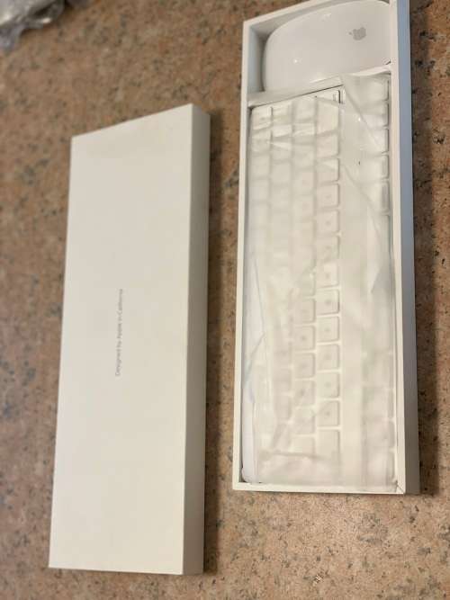 Apple Magic Mouse 2 & Keyboard 2 - Rechargeable ~ Like New ~ FREE Shipping