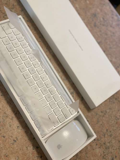 Apple Magic Mouse 2 & Keyboard 2 - Rechargeable ~ Like New ~ FREE Shipping