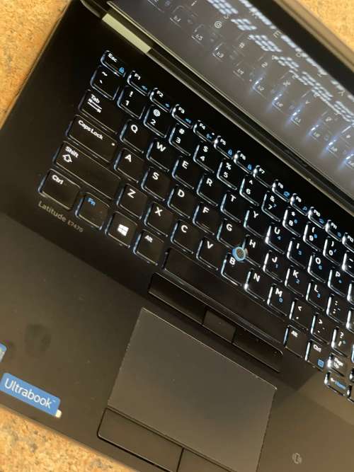 Dell Latitude E7470 Laptop - Intel Core i5 - 16GB RAM - 256GB SSD ~Grade A ~FREE 32GB Memory Stick