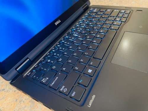 Dell Latitude 5289 2-in-1 FHD Touch Laptop PC - Intel Core i5-7300U 2.6GHz 8GB 256GB SSD