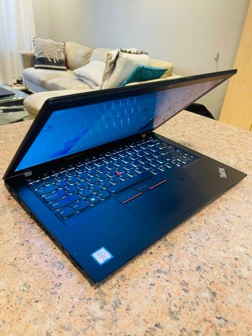 Lenovo Thinkpad T470 - Intel Core i5 - 12GB RAM - 256GB SSD ~FREE 64GB Memory Stick