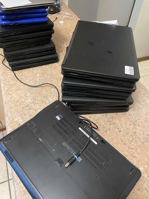 Dell Latitude E7450 Laptop - Intel Core i5 - 16GB RAM - 512GB SSD ~Grade A ~FREE 64GB Memory Stick