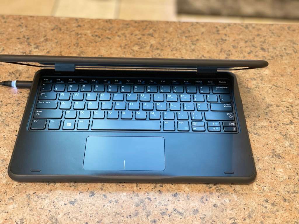 Dell Latitude 3190 2-in-1 Laptop - Touchscreen - Intel - 8GB RAM - 128GB SSD FREE 64GB Stick