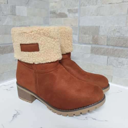 Suede Brown Boots