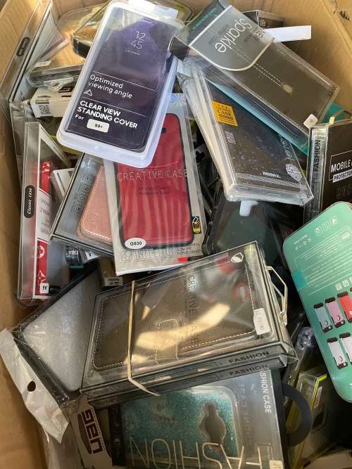 Wholesale Lot Of Random Cell Phone Covers NB! YOUR BID PRICE IS PER CELL PHONE COVER