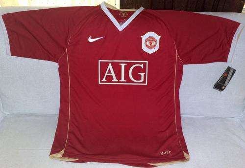 MANCHESTER UNITED SOCCER JERSEY