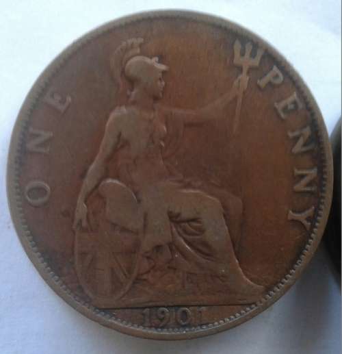 68 x Brittish Pennies dated from 1901-1964.NOT ALL THE DATES.AS PER PICTURES.