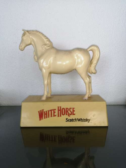 White Horse Scotch Whiskey - horse statue / figurine SET OF 2