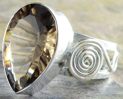 Gorgeous Size 8,5 Solid Silver Smoky Topaz Ring
