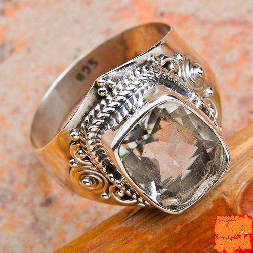 Gorgeous Dainty Solid Silver Pale Amethyst 7,5 ring...