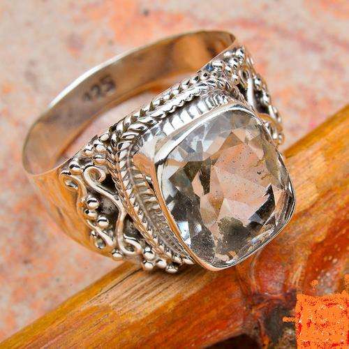 Gorgeous size 7,25 Solid Silver White Quartz ring...