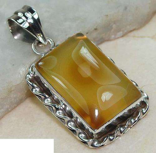 Exquisite Sterling Silver & Botswana Agate pendant...