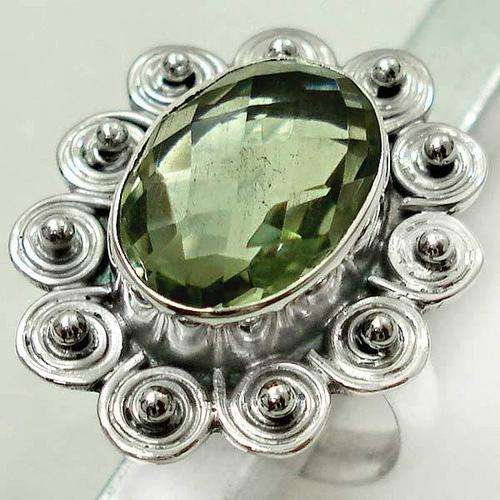 Exquisite 925 Sterling Silver Green Amethyst ring...
