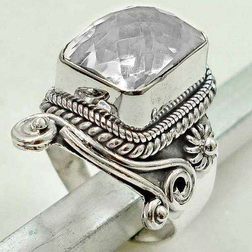 Exquisite 925 Sterling Silver and White Topaz ring...