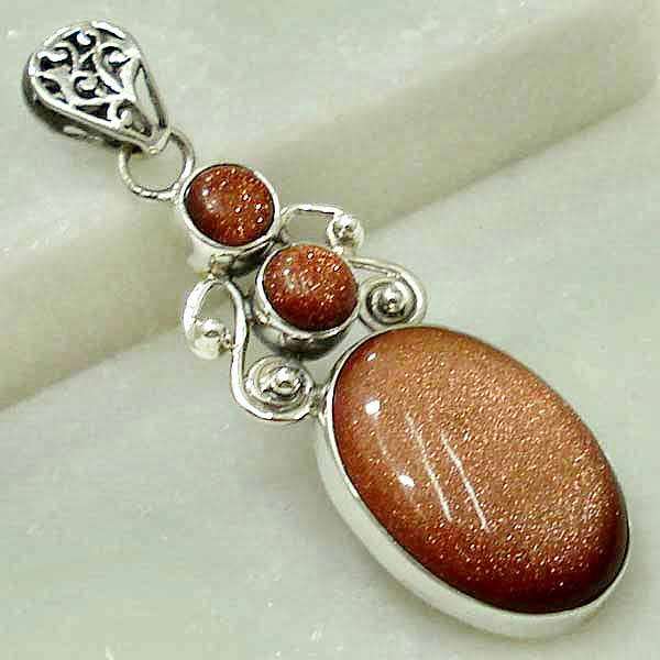 Exquisite Sterling Silver & Goldstone pendant...