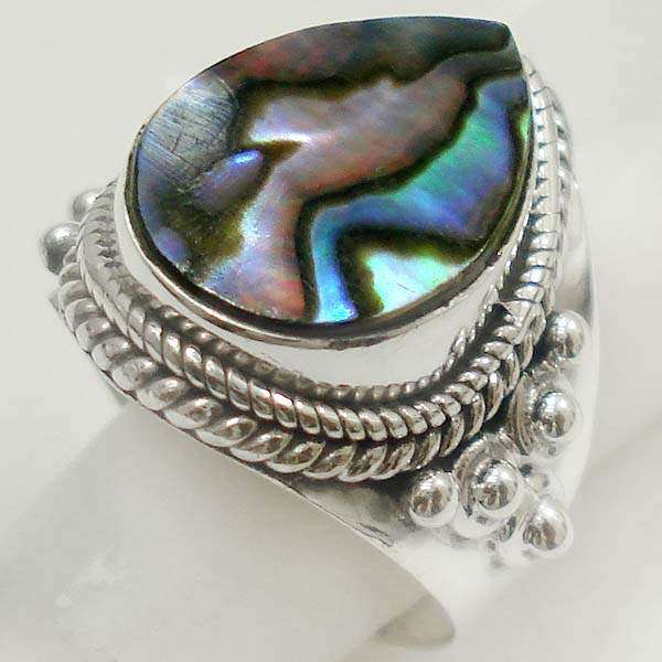 Exquisite 925 Sterling Silver Abalone ring...