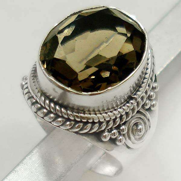 Exquisite 925 Sterling Silver Smoky Topaz ring...