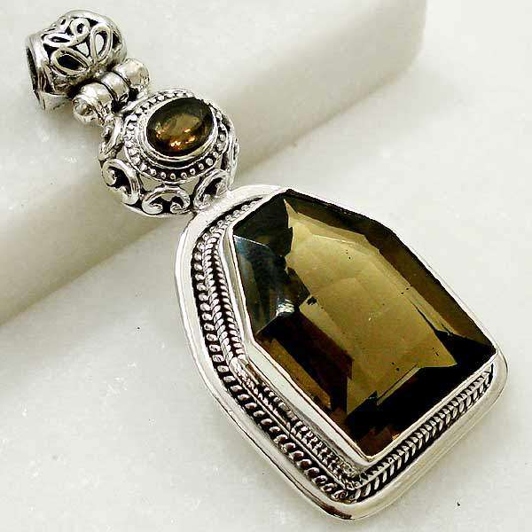 Exquisite Sterling Silver & Smoky Topaz pendant...