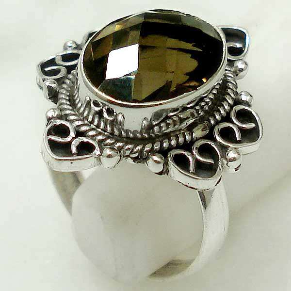 Exquisite 925 Sterling Silver Smoky Topaz ring...