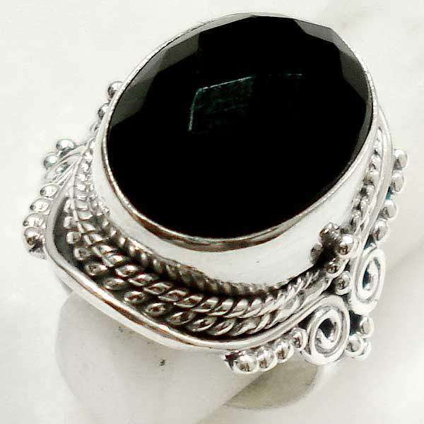 Exquisite 925 Sterling Silver Black Onyx ring...