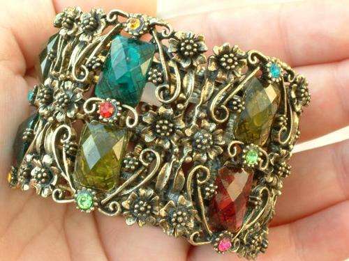 Exquisite Antique look bangle bracelet