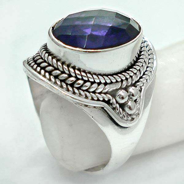 Exquisite 925 Sterling Silver & Amethyst Ring...