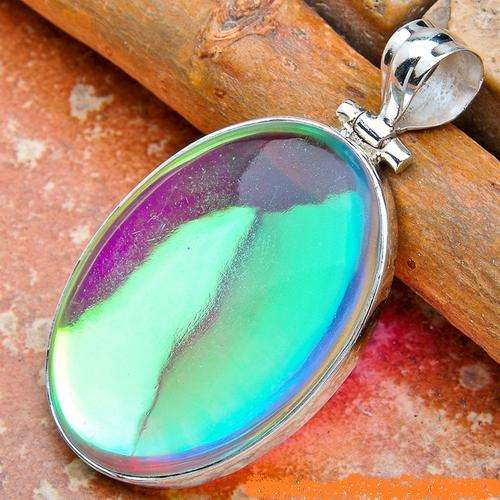Exquisite Solid Silver Rainbow Mystic Topaz pendant...