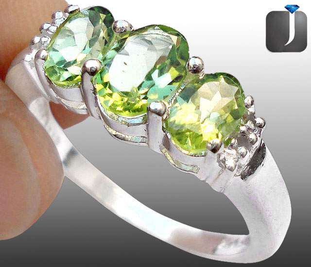 Gorgeous Solid Silver Size 8 Peridot ring...