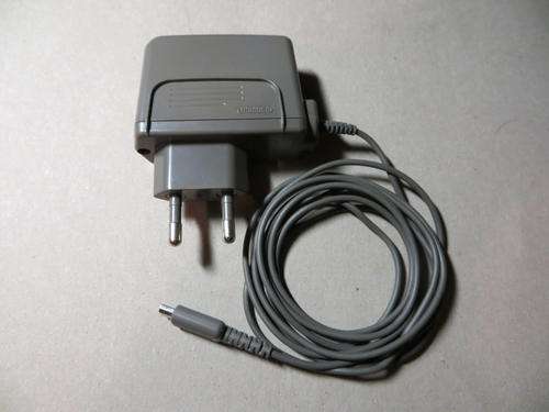 Original Nintendo DS lite Charger