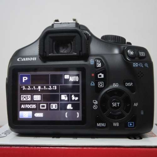 Canon EOS 1100D DSLR Kit (Includes Lens, Bag, SD Card + Extras)