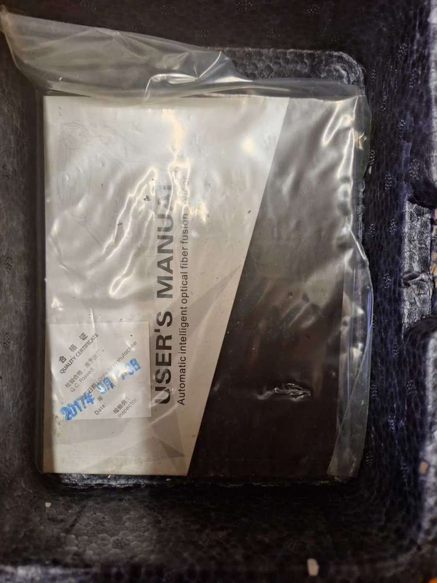 Optic fiber fusion splicer machine only 90 splicing`s made