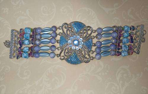 NEVER USED : VINTAGE Bracelet : Blue Beads and Stones (Unique)