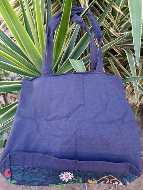 NEW : Maxi Canvas Tote Bag with Owl Print Design (3 owls)