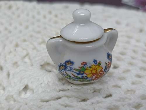 DOLL HOUSE : Highly Detailed Miniature Tea Set (nr 2)