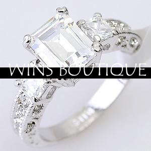 Stunning 3-Stone Engagement Ring [R1 SPECIAL - NO RESERVE][WOW]