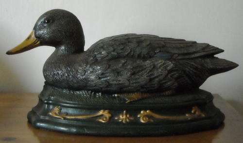 VINTAGE CAST IRON DUCK DOOR STOP BY WRIGHT STUDIOS