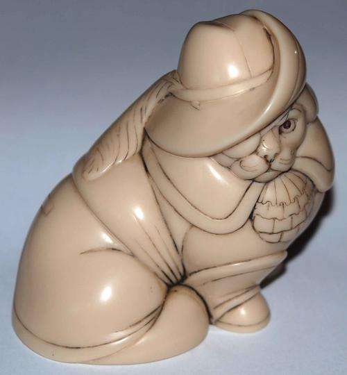 John Biccard D'Artagnan Cat Figurine