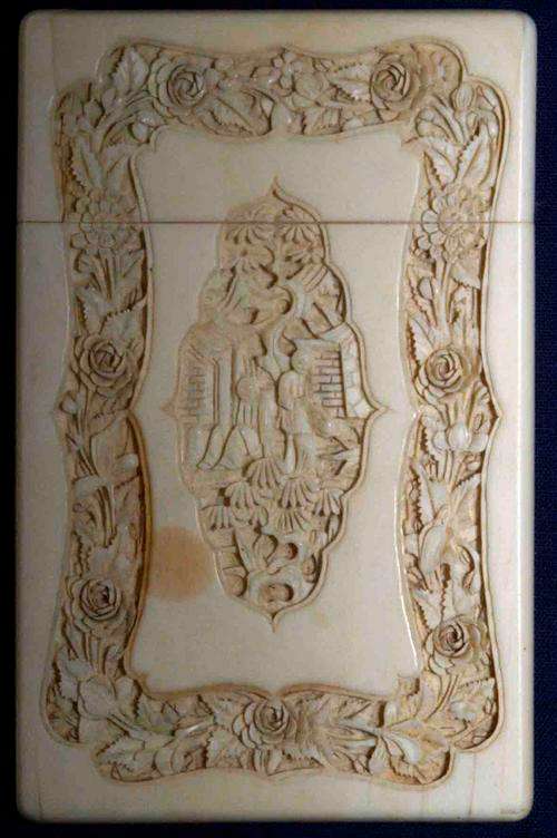 Ornate Ivory Card Case - LOW START!