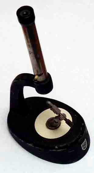 Gramophone Stylus Microscope
