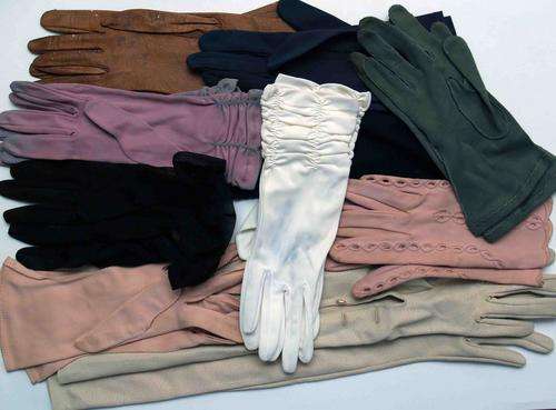 A stunning collection of Ladies' Gloves from the 1940s!