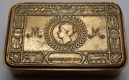 LOW START! 1914 Christmas Chocolate Tin