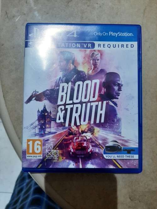 PS VR HEADSET BUNDLE