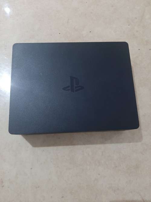 PS VR HEADSET BUNDLE