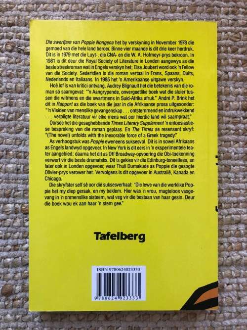 Die Swerfjare van Poppie Nongena by Elsa Joubert