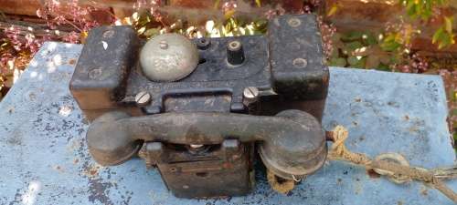 WW 11 FIELD TELEPHONE SET MARK 4  GEC.