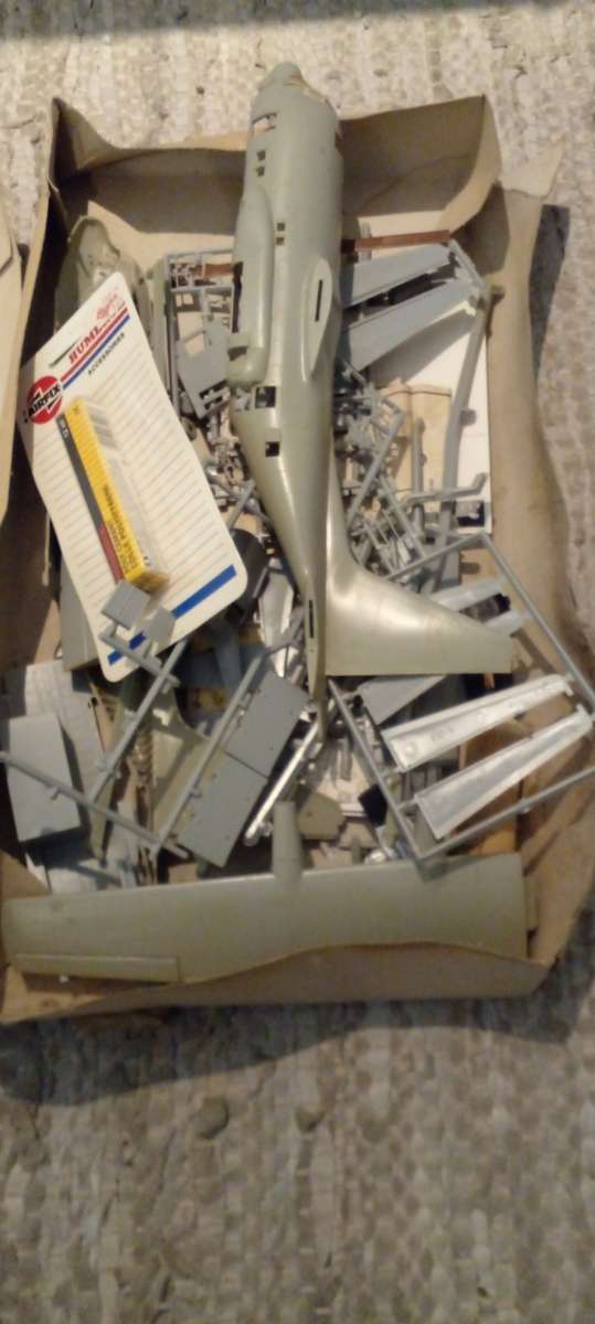 AIRFIX LOCKHEED HERCULES AC 130 H GUNSHIP PLASTIC MODEL KIT CARGO PLANE.